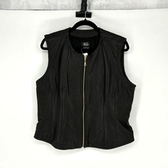 NWT Women's MT Studio Full Zip Black Leather Vest - Size 14 - Soft - FItted - Picture 1 of 7